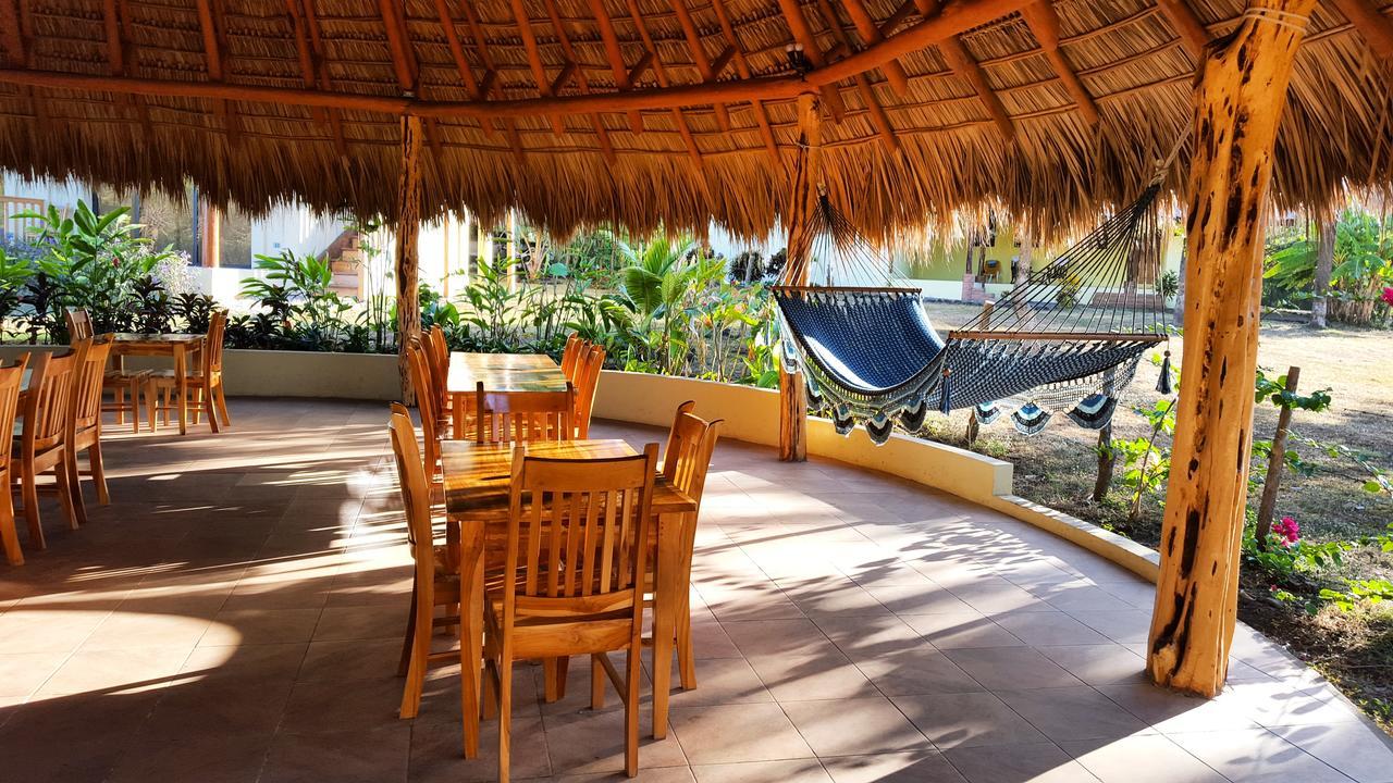 Las Palmeras Beach Hotel Aposentillo Luaran gambar