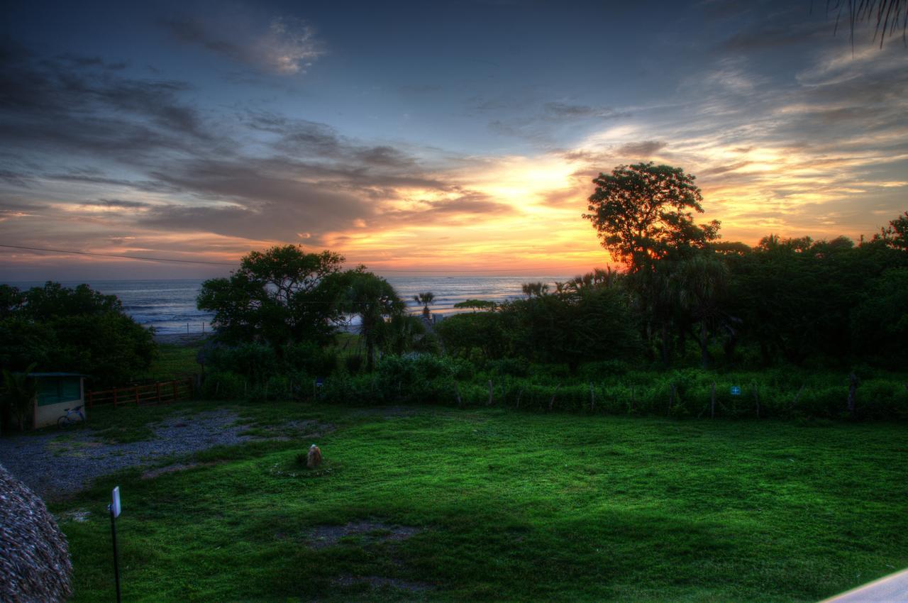 Las Palmeras Beach Hotel Aposentillo Luaran gambar